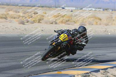 media/Jan-10-2025-CVMA Friday Practice (Fri) [[489e0da257]]/Group 4 and Trackday/Session 2 (Turn 4 Inside)/